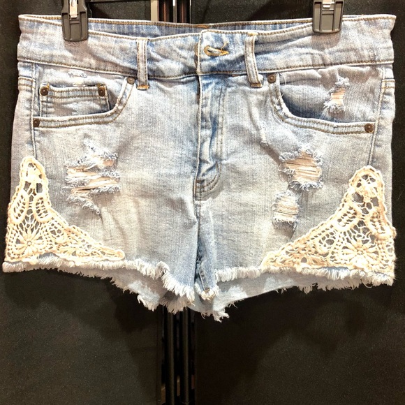EUNINA Women’s/Juniors Denim Frayed Shorts Crochet Hem mid Rise Shortie Size L - Picture 12 of 14
